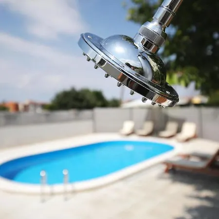 Simplistic In With Private Swimming Pool Apartment *